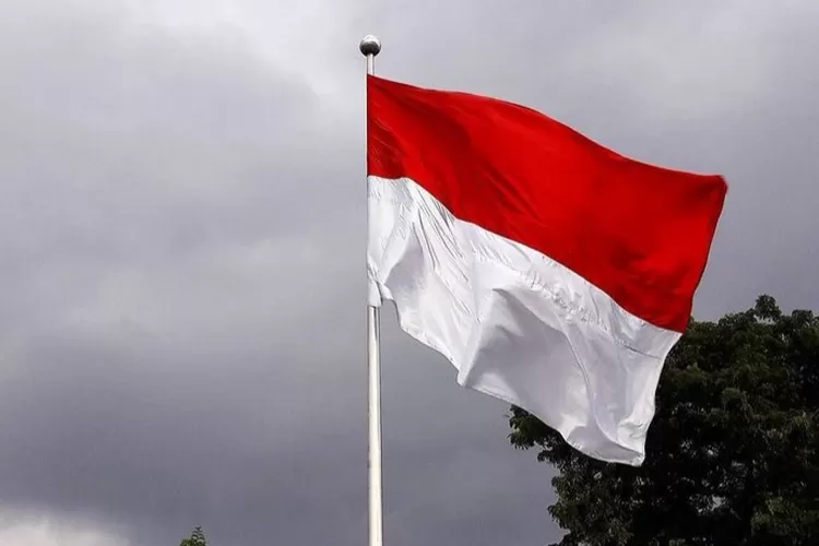 Sejarah Bendera Merah Putih, Dikibarkan 17 Agustus 45, Dijahit Oleh ...