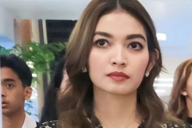 Siapa Istri Gibran Yang Kini Jadi Cawapres Inilah Profil Biodata Selvi Ananda Lulusan Usia