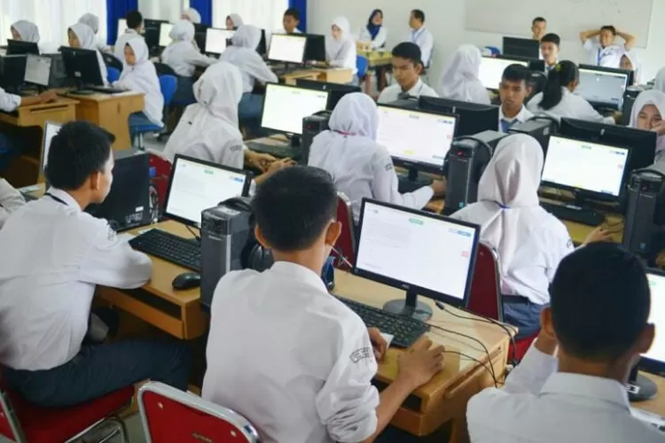 Banjir Peminat Inilah 17 Jurusan Smk Yang Lulusannya Cepat Dapat Kerja Hingga Raih Gaji Tinggi