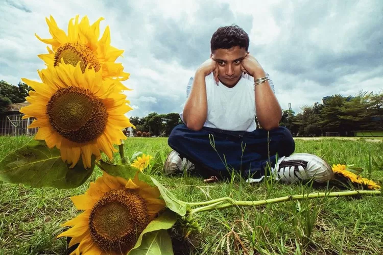 Viral di TikTok, Ini Lirik Lagu 'Gala Bunga Matahari' dari Sal Priadi: Bikin Mewek (Instagram/@salpriadi)