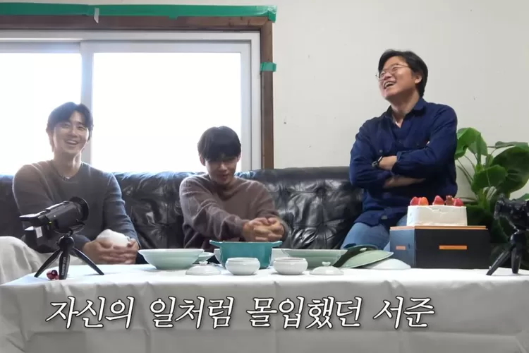 ARMY soal V BTS Wajib Militer. (Foto/YouTube.)