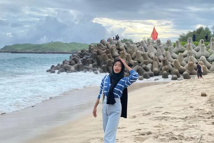 Menikmati Keindahan Pantai Tambakrejo: Destinasi Wisata Menakjubkan di Kota  Blitar - Time Sumut