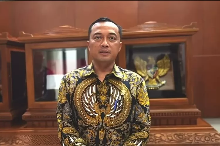 Mensesneg Prasetyo Hadi mewakili Istana turut menyampaikan keprihatinannya pada pemadaman di Bali.  (Instagram/kemensetneg.ri)