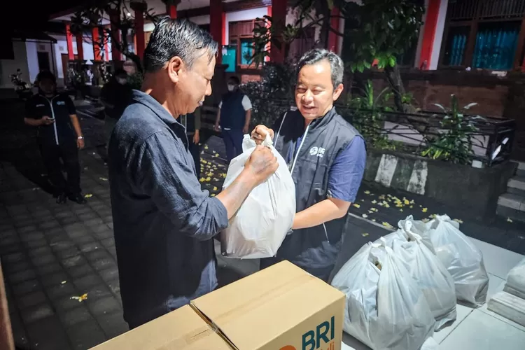 BRI Peduli pastikan bantuan tanggap darurat banjir di Bali dan NTT tersalurkan cepat dan tepat sasaran (dok. BRI)