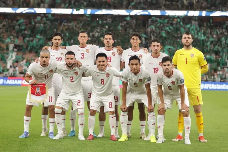 Skuad Timnas Indonesia yang berlaga untuk laga Grup C putaran ketiga Kualifikasi Piala Dunia 2026 Zona Asia. (Catur Irawan/ Suara Merdeka Surabaya)