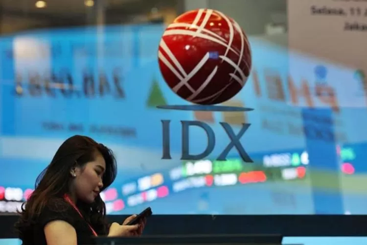 Jumlah investor pasar modal Indonesia telah melampaui 16 juta Single Investor Identification (SID). (Suara Merdeka Surabaya)