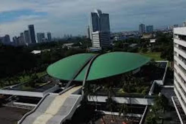 Ilustrasi Gedung DPR. Paripurna DPR resmi membentuk Pansus Haji. (Dok. MPR RI)