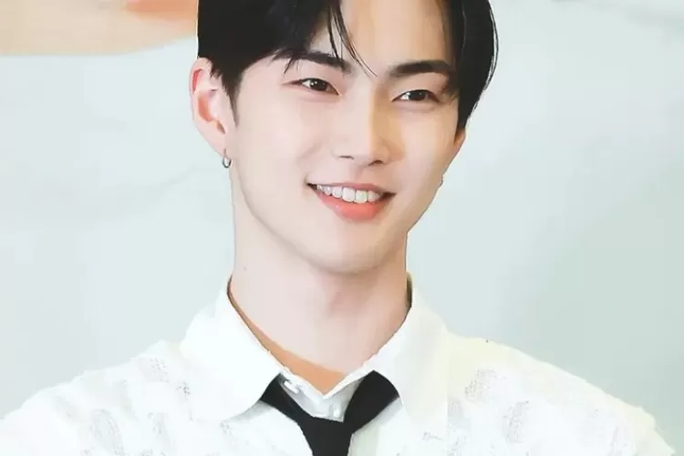 Seunghan resmi kembali beraktivitas bersama RIIZE usai hiatus hampir satu tahun (Koreaboo)