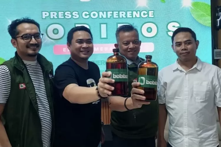 Launching bahan bakar alternatif Bobibos. Bahan bakar Bobibos dari jerami padi bikin heboh. RON 98, ramah lingkungan, dan siap jadi energi masa depan Indonesia. (Instagram @bobibos_)