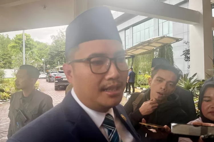 Ketua DPRD Kabupaten Bogor Sastra Winara (Fahriza)