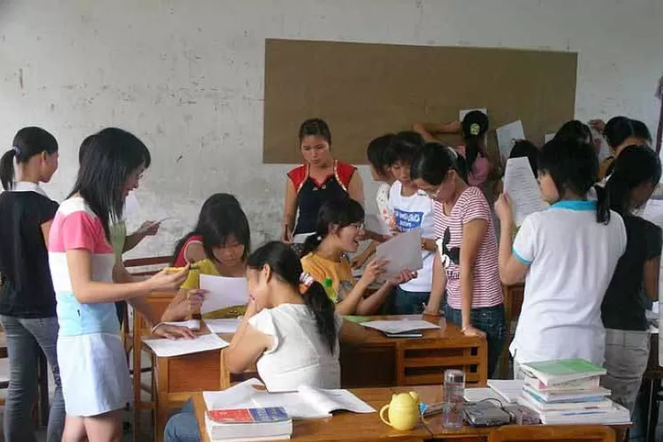 Apakah perbedaan budaya yang ada pada peserta didik berpengaruh terhadap proses pembelajaran di sekolah? (Pixabay/andros1234)