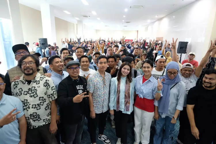 Gibran dan Tompi Meriahkan 'Gimmick Anak Selatan' Bersama Komunitas Kreatif (Press Rilis)