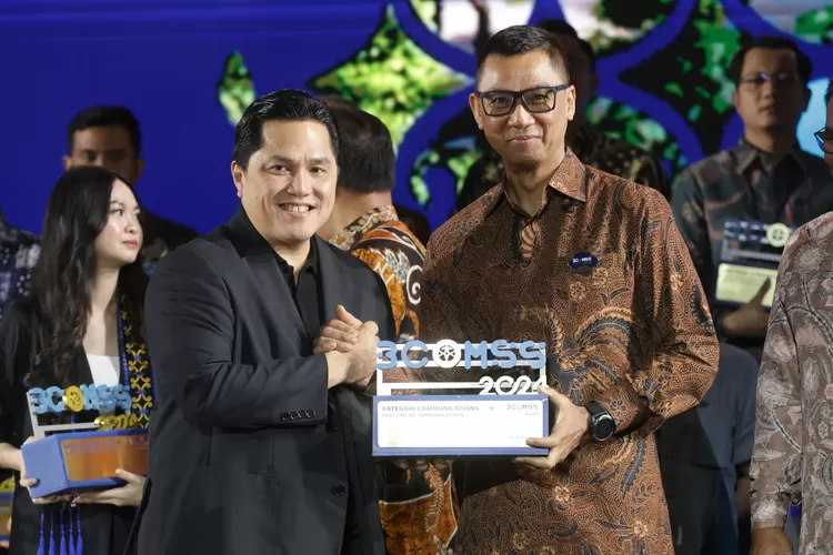 Dirut PLN Raih Best CEO of Communications, PLN Jadi Best of The Best Communications dengan 12 Penghargaan dari Menteri BUMN di Ajang BCOMSS 2024 (Ist.)