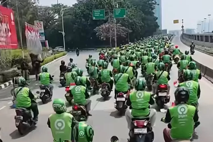 Ilustrasi ojek online (Instagram.com/gojekindonesia)