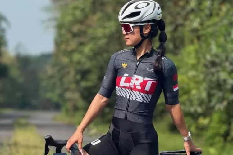 Ayustina Delia Priatna, atlet balap sepeda Indonesia yang menyumbangkan medali emas dalam ajang SEA Games 2025 Thailand. (Dok. KONI)