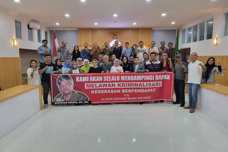 Foto alumni Fakultas Hukum Universitas Pakuan Bogor.