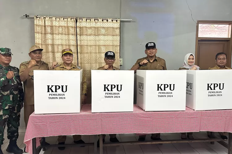 Pemkab Bogor, KPU dan Bawaslu cek lokasi TPS di Bojong Koneng  (Foto/Istimewa)