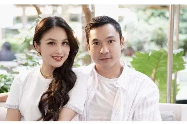 Sandra Dewi dan Harvey Moeis.  (Instagram/@sandradewi88)