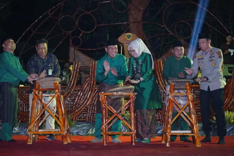 Bupati MFA dan Istri (dokpri)