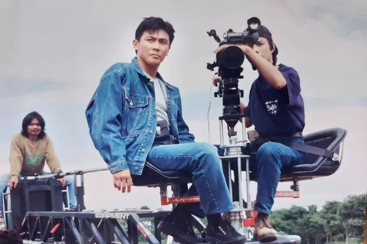 Willy Dozan dan  Betharia Sonata Amankan Media Sosial (Willy Dozan dan  Betharia Sonata Amankan Media Sosial)