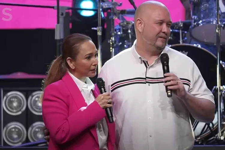 Kiki Fatmala di Youtube Gereja Satu Jam Saja (Tangkapan layar)