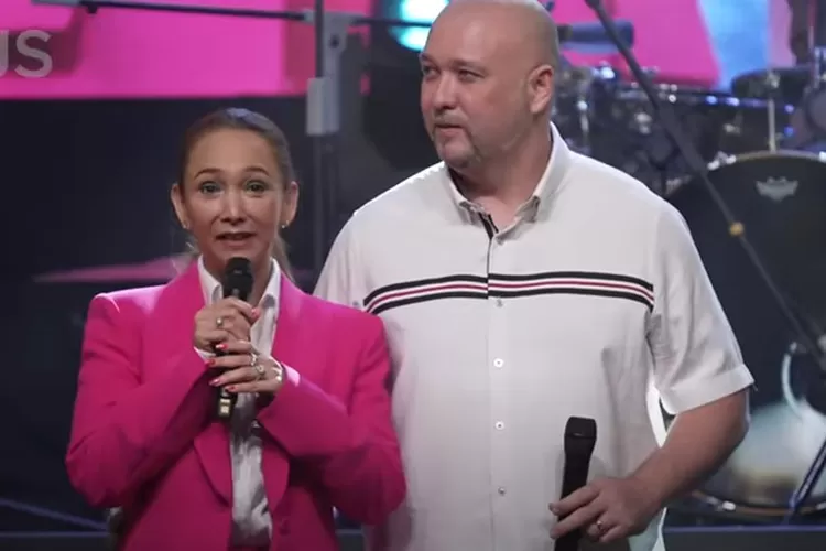 Kiki Fatmala di Youtube Gereja Satu Jam Saja (Tangkapan Layar)