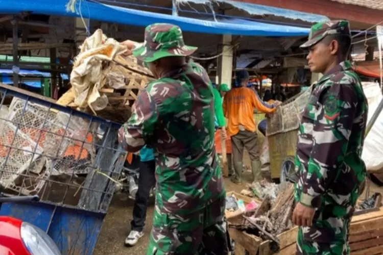 Karya Bakti Tni Di Pasar Keramat Tinggi Menjadi Contoh Bagi Masyarakat