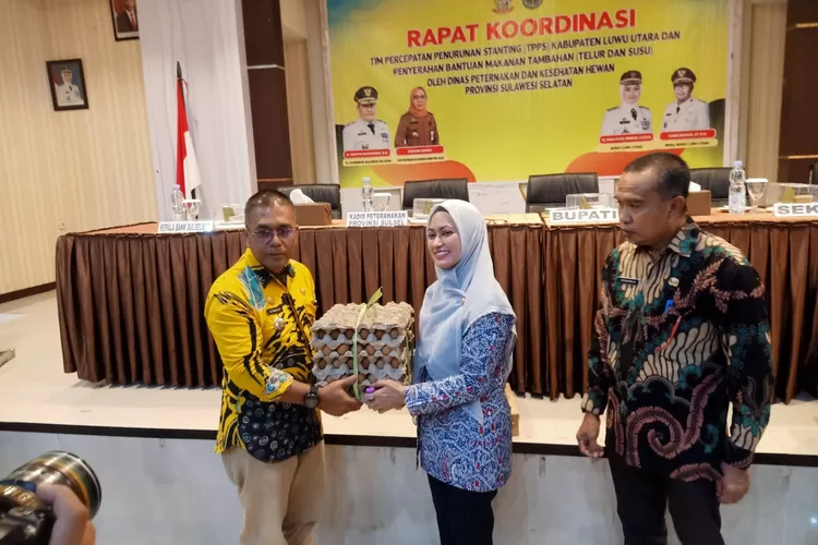 Lima Kecamatan di Lutra Terima Bantuan Makanan  (dokpri LHr)