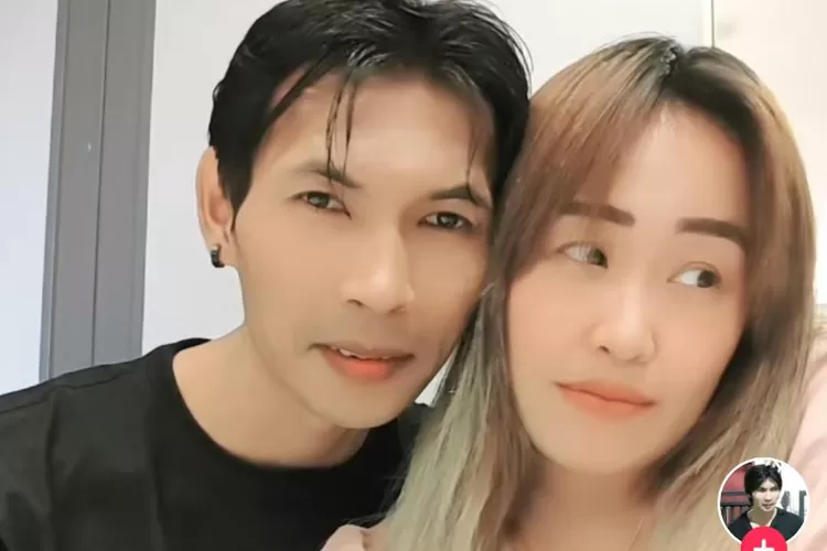 Pinkan Mambo dan Arya Khan (Tiktok @PINKAN MAMBO)