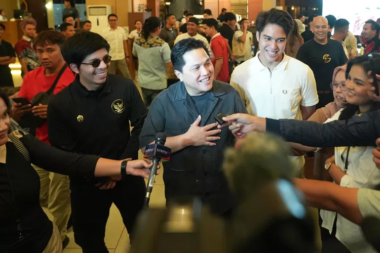 Ketua Umum PSSI, Erick Thohir minta Shin Tae-yong lakukan perbaikan terhadap Timnas Indonesia guna dua laga penyisihan grup D Piala Asia 2023 Qatar berikutnya. (Humas PSSI)