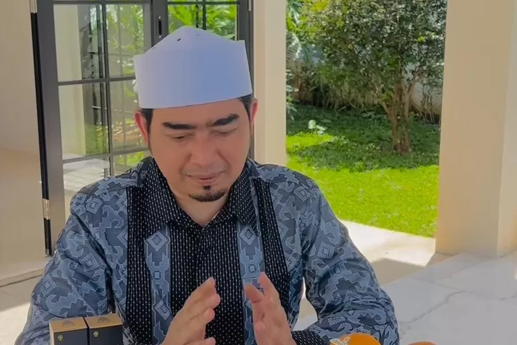 Ustaz Solmed ( Instagram ustad_Solmed)