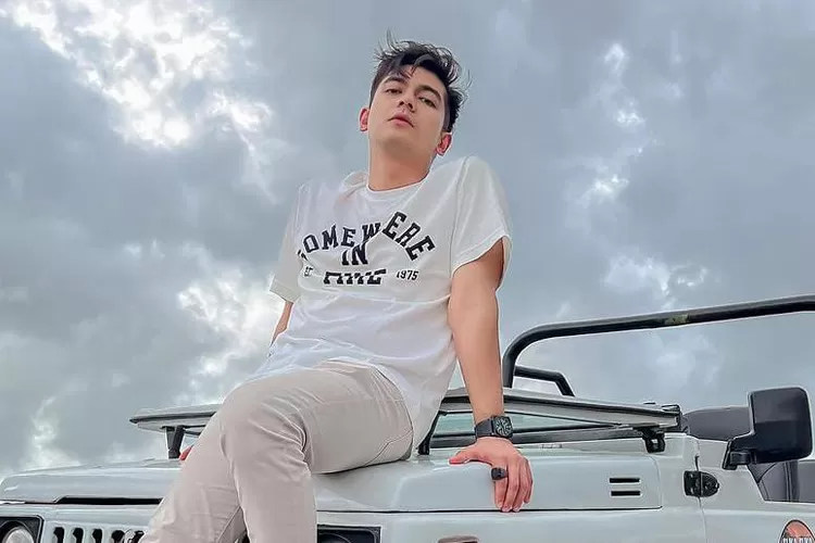 Teuku Ryan on instagram ( @teukuryantr)