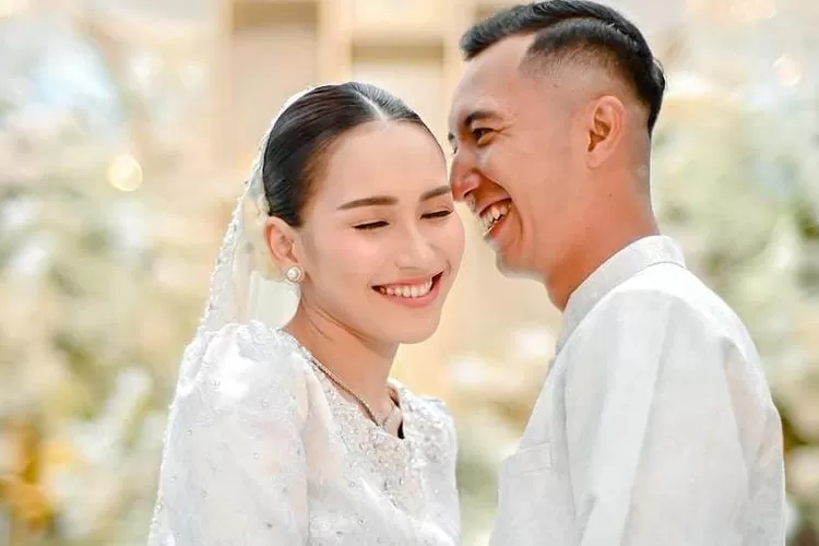 ayu Ting Ting dan Muhammad Fardana (Instagram @ayutingting92)