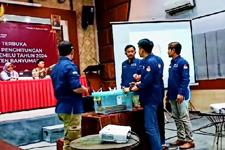 Rekapitulasi Penghitungan Suara Pemilu 2024 tingkat Kabupaten Banyumas (Klikanggaran)