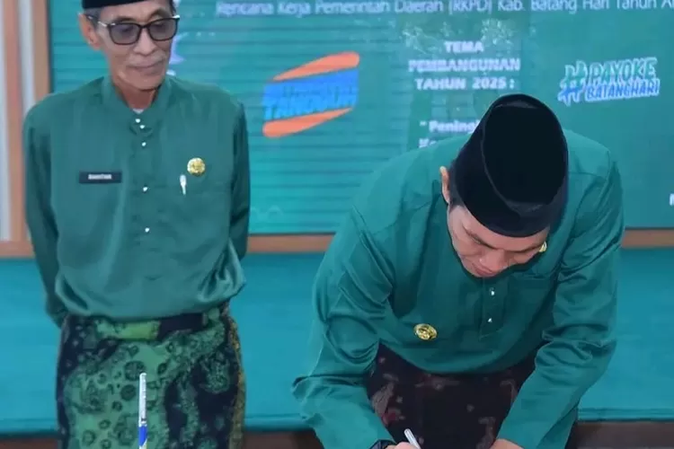 Bertempat di ruang kaca rumah dinas Bupati Batang Hari, Selasa (26/03/2024) Bupati Batang Hari Muhammad Fadhil Arief (MFA) (KlikAnggaran )