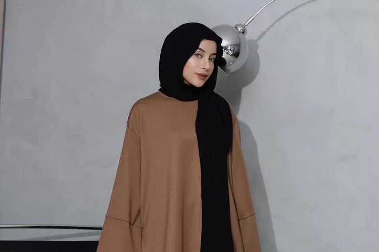 Eny Aghnia on Instagram  (Instagram @emyaghnia)