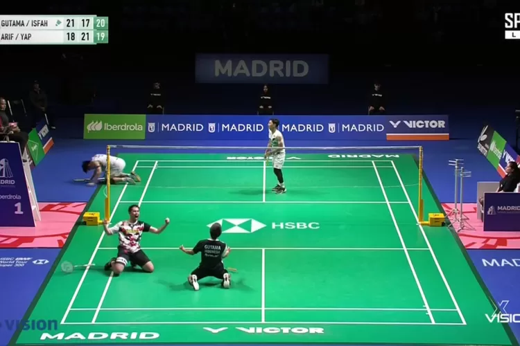 Pasangan ganda campuran, Rinov Rivaldy/Pitha Naningtyas Mentari, serta ganda putra, Sabar Karyawan Gutama/Mohammad Reza Pahlevi Isfahani Bawa Pulang Dua Gelar di Turnamen Bukutangkis Spain Master 2024 (Tangkapan Layar SPOTV)