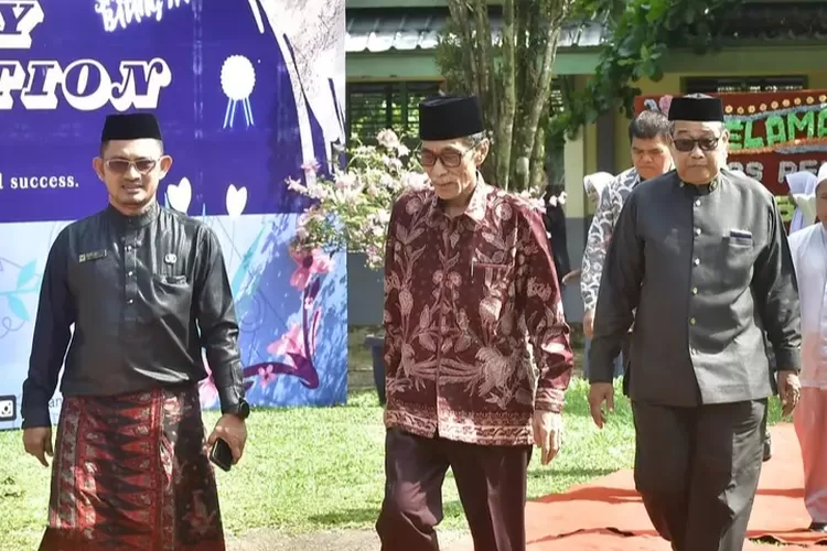 Hadiri Perpisahan, Wabup Bakhtiar: Badan Boleh Berpisah tapi Hati dan Rasa Harus Tertanam Selamanya (Klikanggaran )