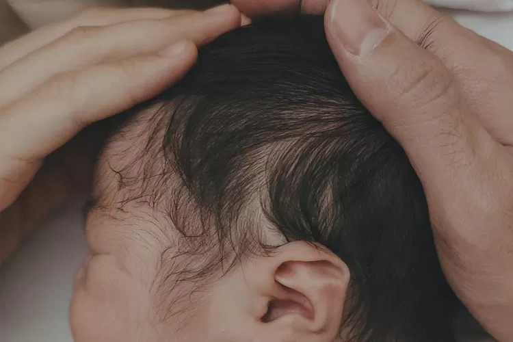 anak ketiga Dude Herlino dan Icha (Instagram @dude2herlino)