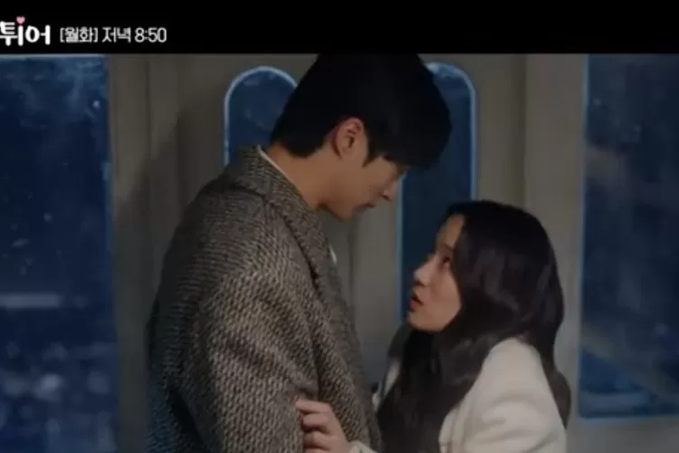 Sun Jae merasa mengenal Im Sol, Lovely Runner episode 14 (Tangkapan Layar youtube TvN Drama)
