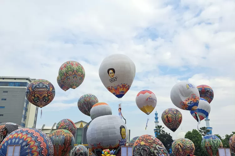 Festival Balon di Purwokerto berlangsung meriah (Nanang)