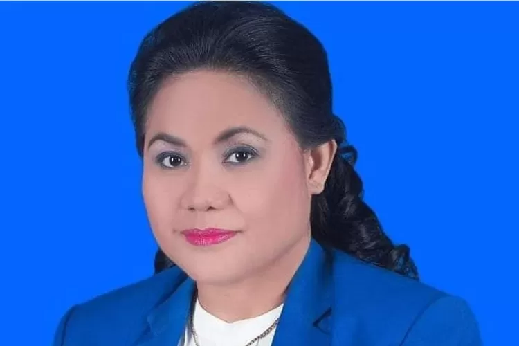 Anita Jacoba ( instagram @anitajacobagah)