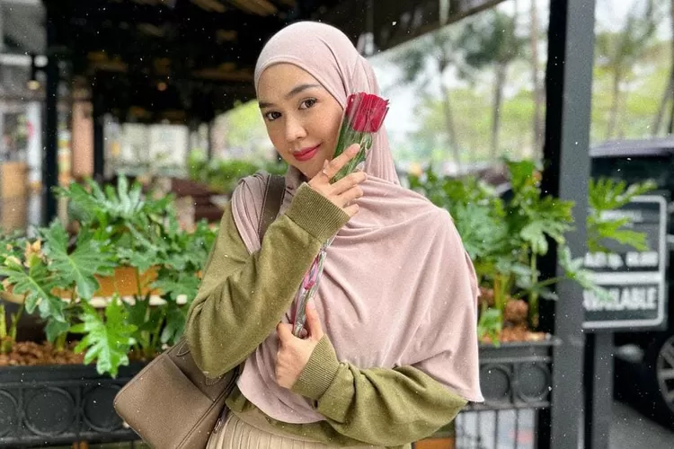 Ria Ricis (Instagram @riaricis1795)