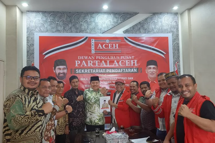 Teuku Raja Keumangan Daftarkan Diri Sebagai Balon Bupati Nagan Raya (klikanggaran)