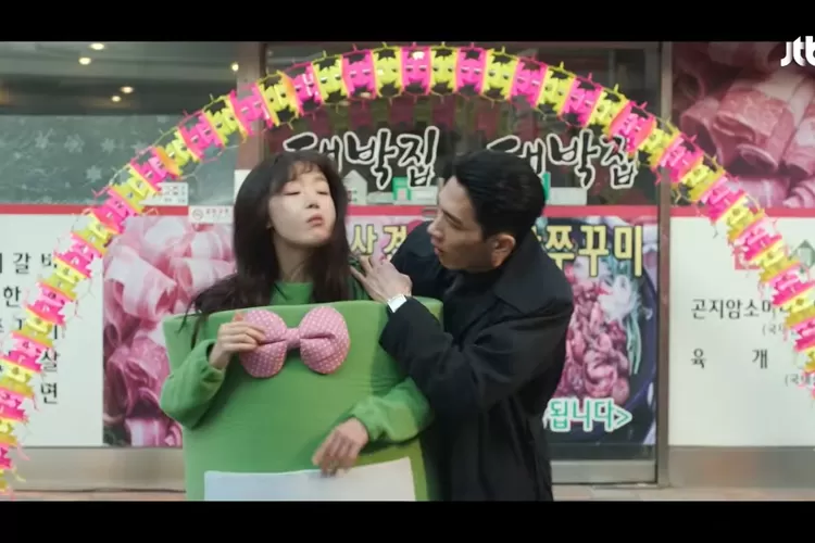 My Sweet Mobster episode 1 (tangkapan Layar JTBC Drama)