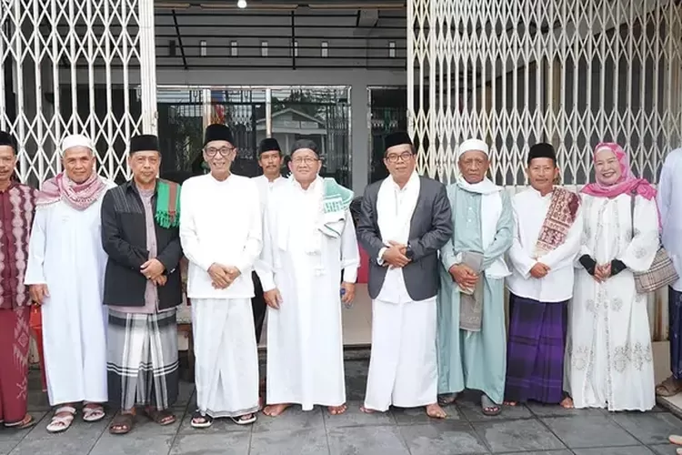 Wabup Bakhtiar: Jadikan Momentum Hari Raya Idul Adha Sebagai Presentasi Keikhlasan Dengan Berkorban  (klikanggaran)