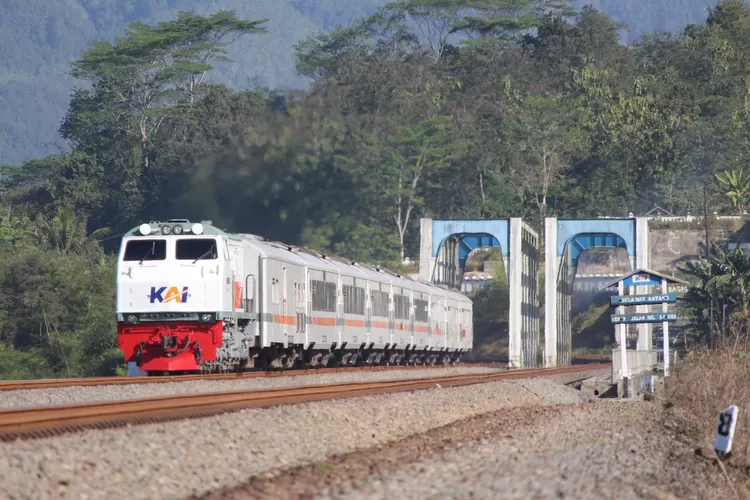 Daop 5 Purwokerto Berikan Diskon Tiket 10%, Untuk Dukung Pekan Promosi Cilacap Expo 2024, (Dok. Nanang AN)