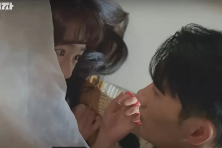 My Sweet Mobster Episode 12 (Tangkapan Layar)