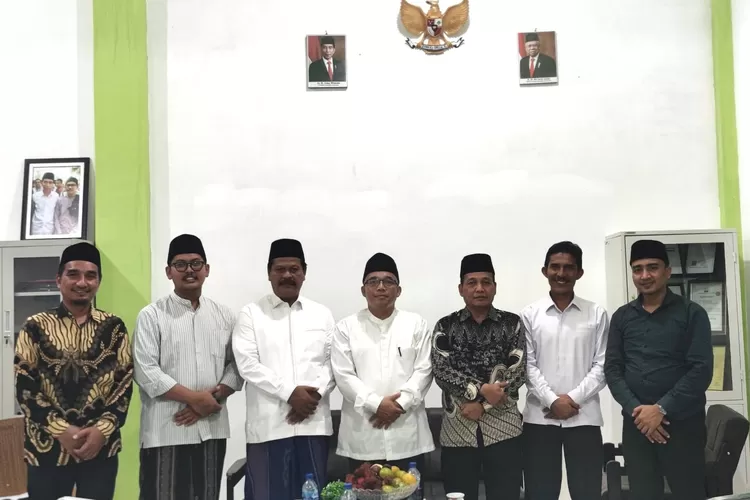 Kemenag RI Visitasi Penyelenggaraan Program Muadalah setingkat SMP dan SMA di Yayasan Dayah Pesantren Hidayatul Al Mustafid Nagan Raya (Dok. Desta)