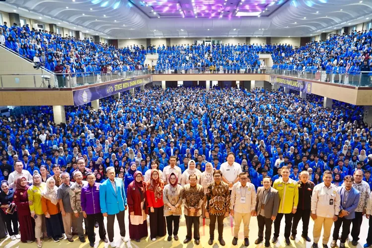 Ribuan Mahasiswa Unpam Ikuti PKKMB (Sjtv)